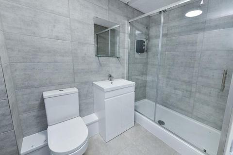 6 bedroom house to rent, Gadd Street, Nottingham NG7