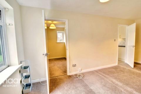 undefined, Kent Close, Newport