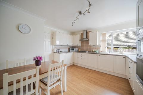 4 bedroom detached bungalow for sale, Long Fallas Crescent, Brighouse, HD6