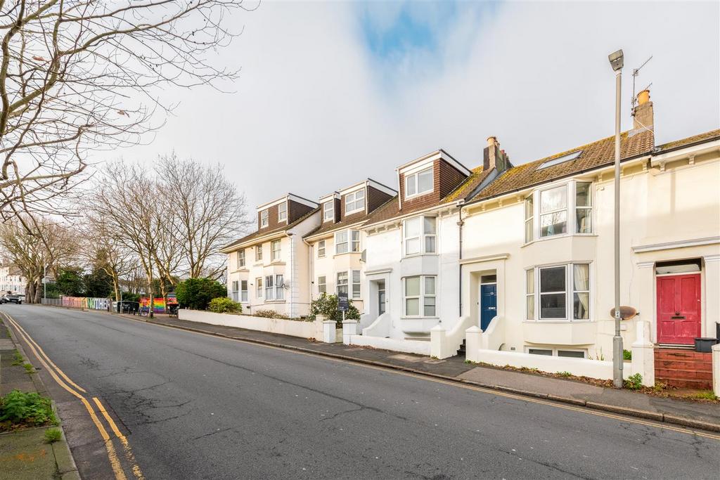 12 New England Road-12.jpg