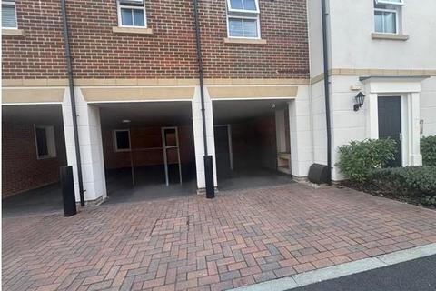 2 bedroom flat for sale, Newbury,  Berkshire,  RG14