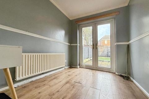 3 bedroom terraced house for sale, Hilton Close, Leigh