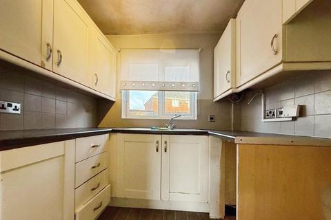 3 bedroom terraced house for sale, Hilton Close, Leigh