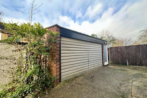 3 bedroom terraced house for sale, High Road, Basildon SS15
