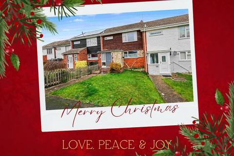3 bedroom terraced house for sale - Lambes Court, Rainham
