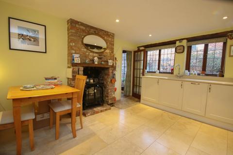 2 bedroom terraced house for sale, Ferry Lane, King's Lynn, PE30