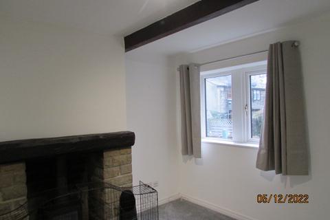 2 bedroom townhouse to rent, Changegate Court, Haworth, BD22