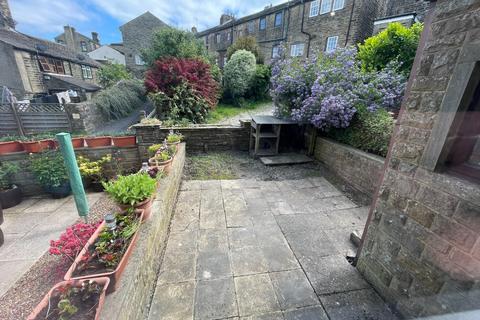 2 bedroom townhouse to rent, Changegate Court, Haworth, BD22