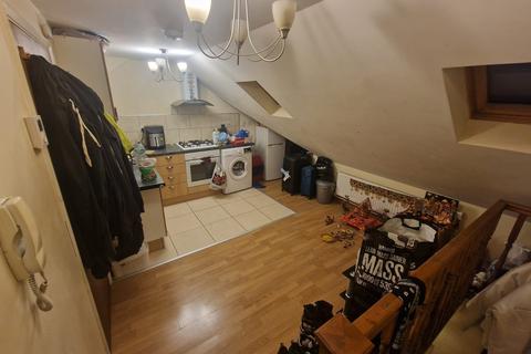 undefined, Leicester LE5