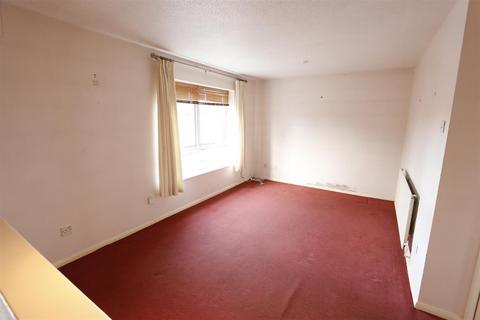 undefined, Pinemead, Shefford, Beds