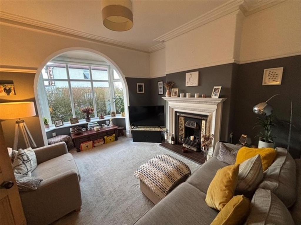 Living Room Pic 2