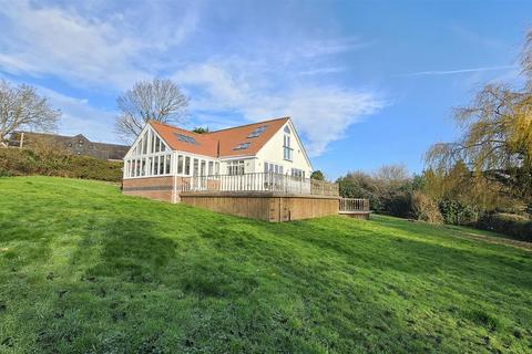 5 bedroom detached house for sale, Greenbank, Bleasby Road, Thurgarton