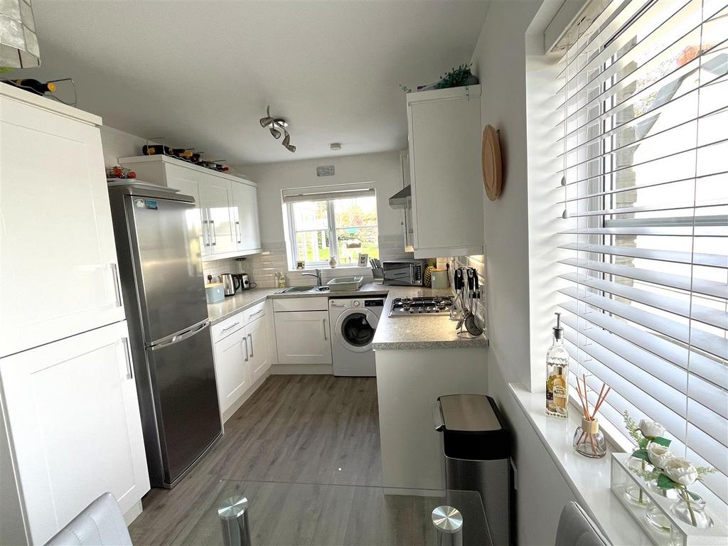 Kitchen.JPG