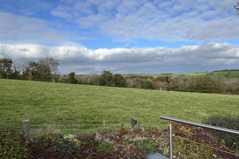 undefined, Du Maurier Drive, Fowey