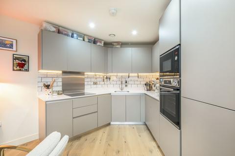 2 bedroom apartment for sale, Thunderer Walk, London, SE18