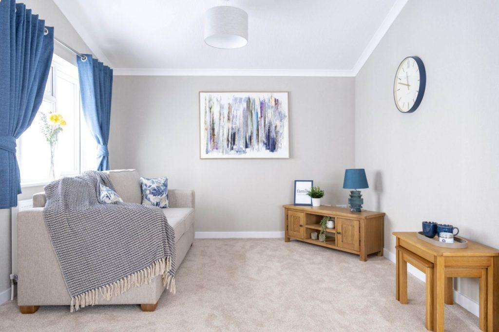 Omar Westbury 4 Frances Way 5.jpg