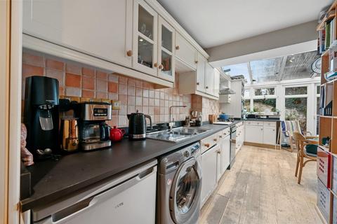 3 bedroom house for sale, Oliver Close, Chiswick