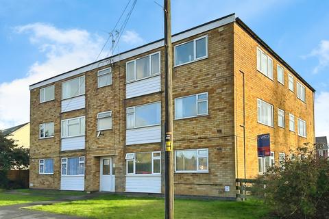 1 bedroom flat for sale, 9A Stafford Close, Bulkington, Bedworth, Warwickshire CV12 9QX