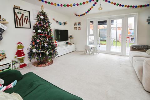 3 bedroom semi-detached house for sale, Hilton Close, Kempston, Bedford, MK42