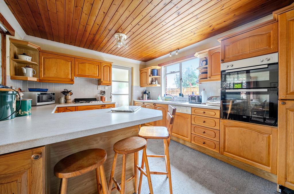 1394190 24 694428...