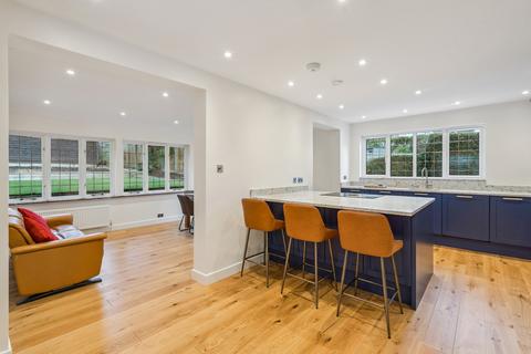 undefined, The Rise, Amersham