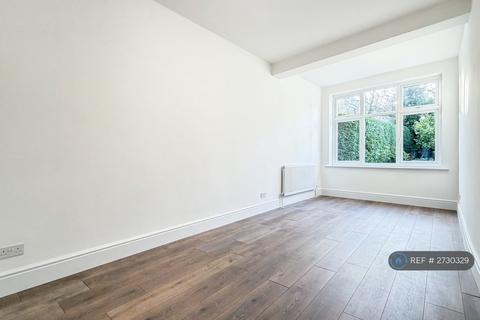 undefined, Orchard Road, Hull, HU4