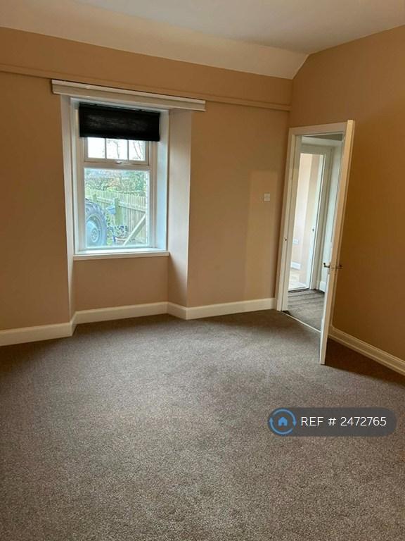 Master Bedroom (South View)