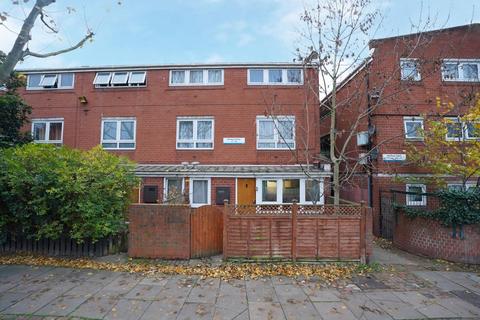undefined, Mortlock Close, Peckham, London, SE15
