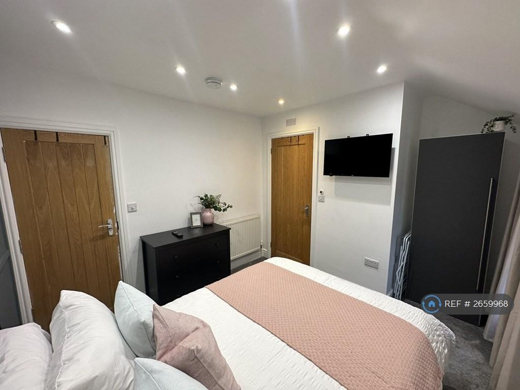 Room 5