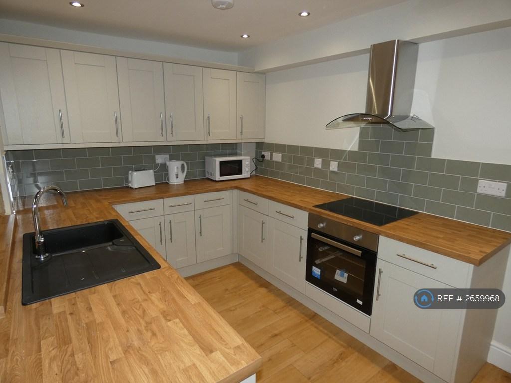 Communal Kitchen