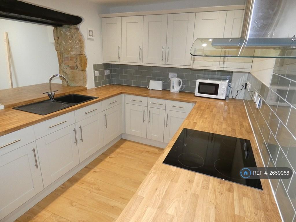 Communal Kitchen
