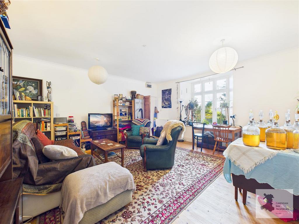 Ground floor lounge