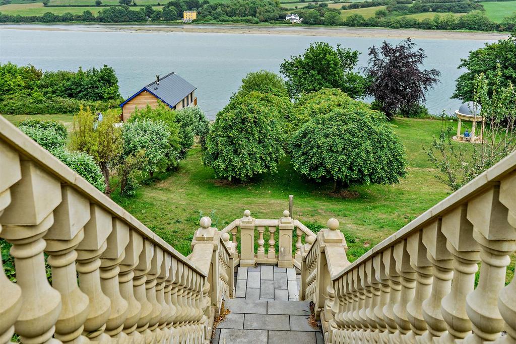 Gardens and river views