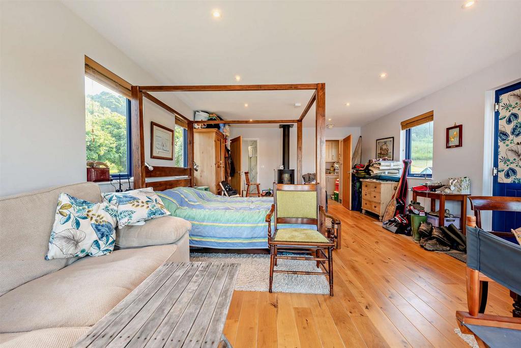 Boathouse Open plan living area