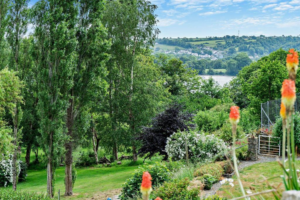 Gardens and river views