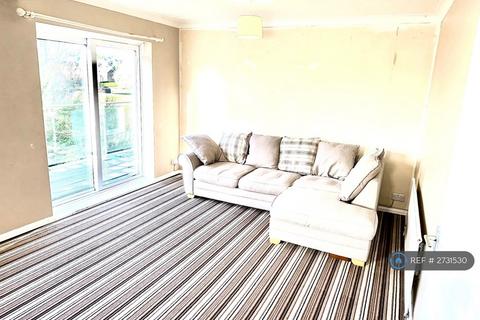 3 bedroom maisonette to rent, Batemans Road, Brighton, BN2