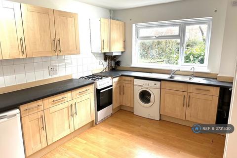 3 bedroom maisonette to rent, Batemans Road, Brighton, BN2