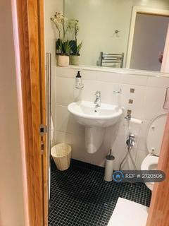 undefined, Waterloo Street, Leeds, LS10