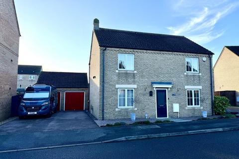 4 bedroom detached house for sale, Longchamp Drive, Ely, Cambs