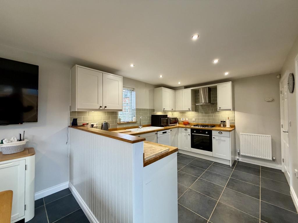 Kitchen 3