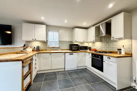 4 bedroom detached house for sale, Longchamp Drive, Ely, Cambs