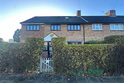 undefined, Sparrow Farm Drive, Feltham