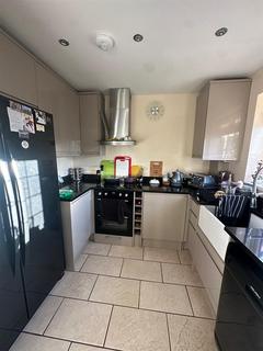 undefined, Sparrow Farm Drive, Feltham