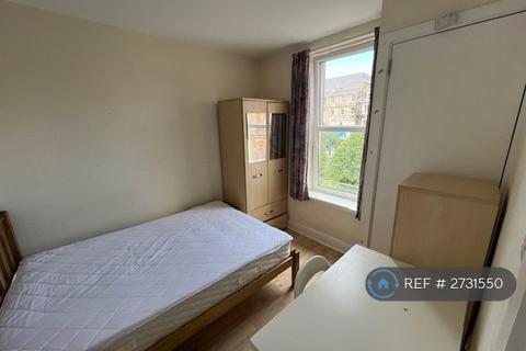 undefined, Nicolson Street, Edinburgh, EH8
