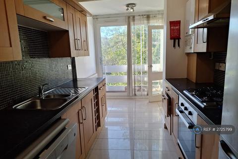 undefined, St James Road, Purley, CR8