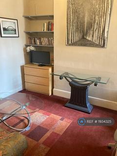 undefined, Muswell Hill Broadway, London, N10