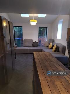 6 bedroom semi-detached house to rent, Queensland Avenue, Coventry, CV5