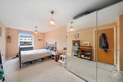 2 bedroom apartment to rent, 12 Flint Close, London E15