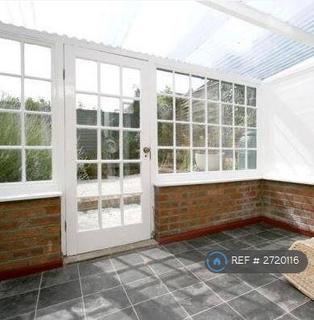 3 bedroom terraced house to rent, Barset Road, London, SE15