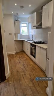 2 bedroom flat to rent, London, London, N13